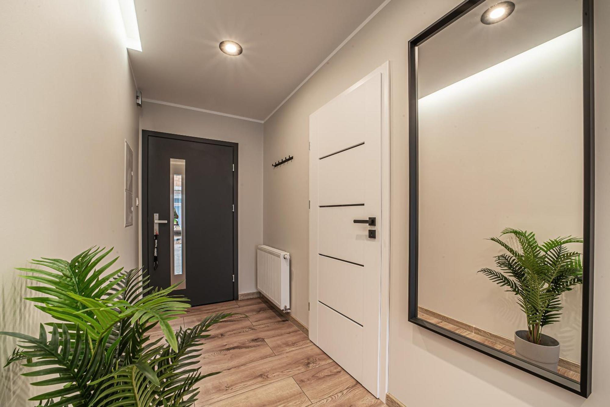 Apartament Labradoryt, Klimatyzacja, Parking Priv โบเลสวาเวียส ภายนอก รูปภาพ